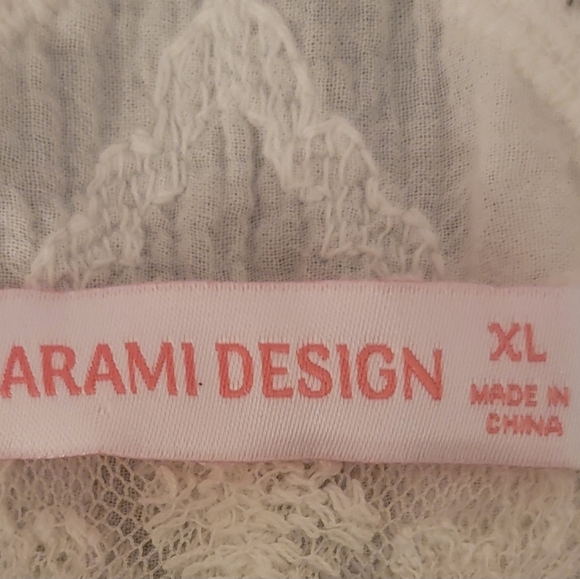 Off White Cover up - Picture 3 of 4